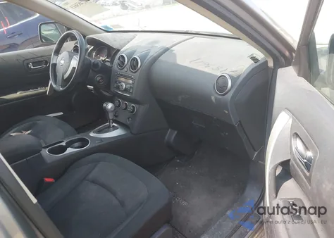 2015 Nissan Rogue Select S z USA, uszkodzony, nr VIN JN8AS5MV1FW252318